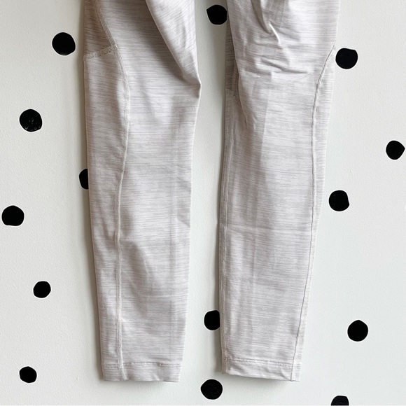 Outdoor Voices TechSweat 3/4 Two-Tone Leggings Coyote/Atmosphere Small - Picture 6 of 9